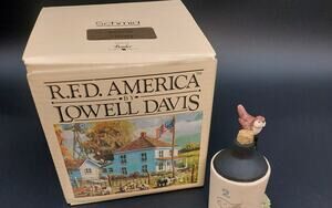 Vintage Lowell Davis Thirsty Figurine 1988 Schmid RFD America Jug Box 892050